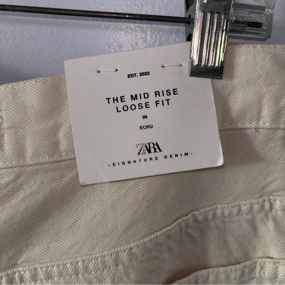 Zara The Mid Rise Loose Fit Denim Pant in Ecru Size 8 NWT - Picture 3 of 4